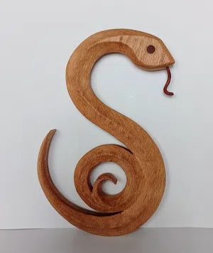 Charming Wooden Snake Decoration - 2025 Symbol