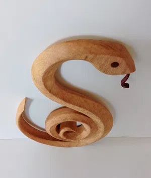 Charming Wooden Snake Decoration - 2025 Symbol