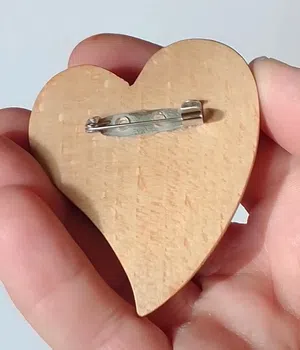 Elegant Heart Brooch 