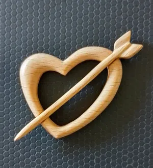 Heart's Arrow: Handcrafted Beechwood Brooch